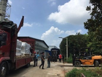 長(zhǎng)沙縣機(jī)器設(shè)備搬運(yùn)專家 湖南隆耀設(shè)備裝卸公司一站式服務(wù)